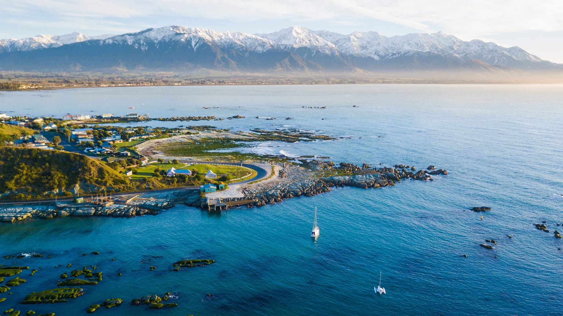 Kaikoura-Mountains to the sea