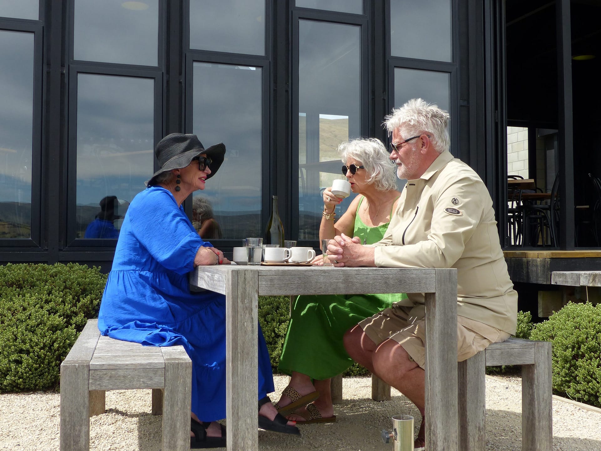 Stuart Hargreaves chatting with clients at George’s Road Winery